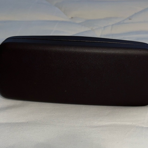 Anne Klein Black Eyewear Case with Lion Logo - Picture 3 of 5